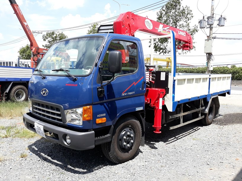 Veam HD800 8 tấn gắn cẩu unic 344