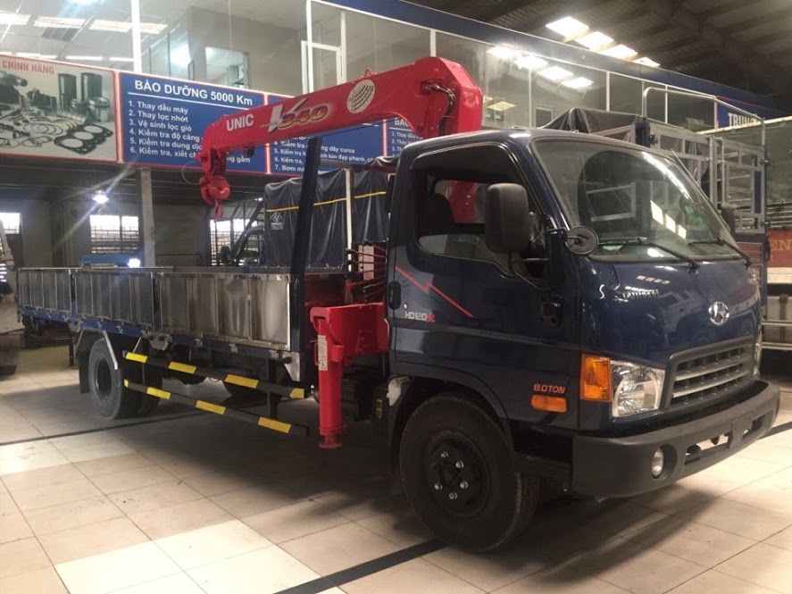 giá xe tai gắn cẩu hyundai