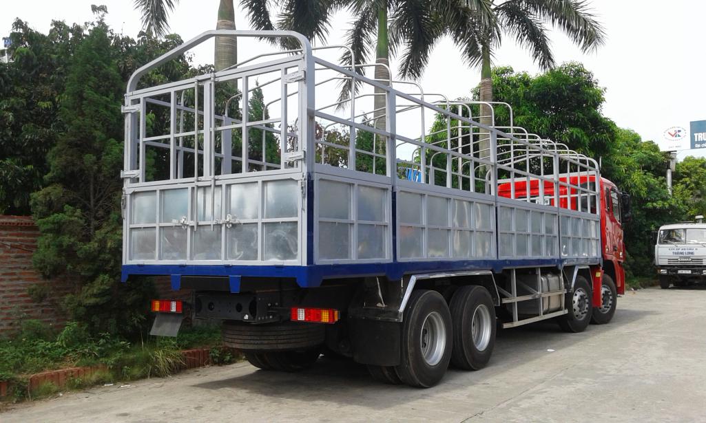 xe tai hyundai hd320 17 tan 9 thung mui bat