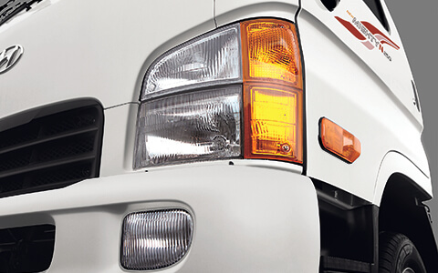 n250-hyundai-2t5_12-1 đèn chiếu sáng