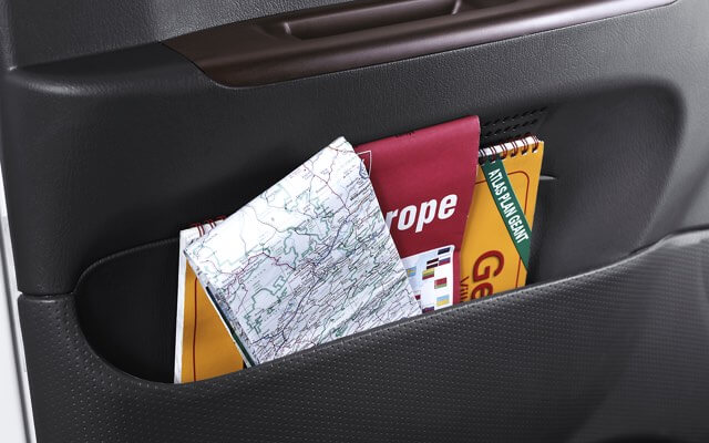 n250-hyundai-2t5_24-2 hộc để đồ