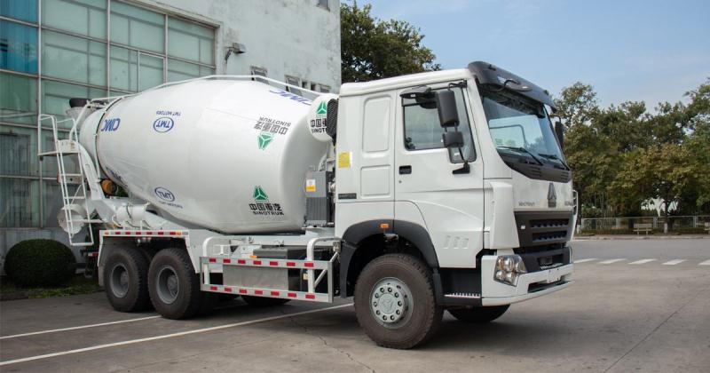Xe bồn trộn bê tông Howo 10 khối, 12 khối