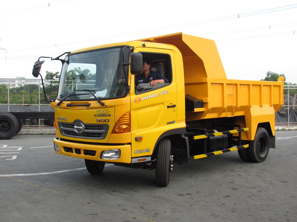 xe tai hino FC9JESW 6.2 tan