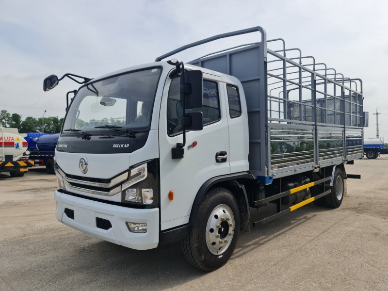 xe tải 6,5 tấn dongfeng d8 thùng ngắn 6m1 mui