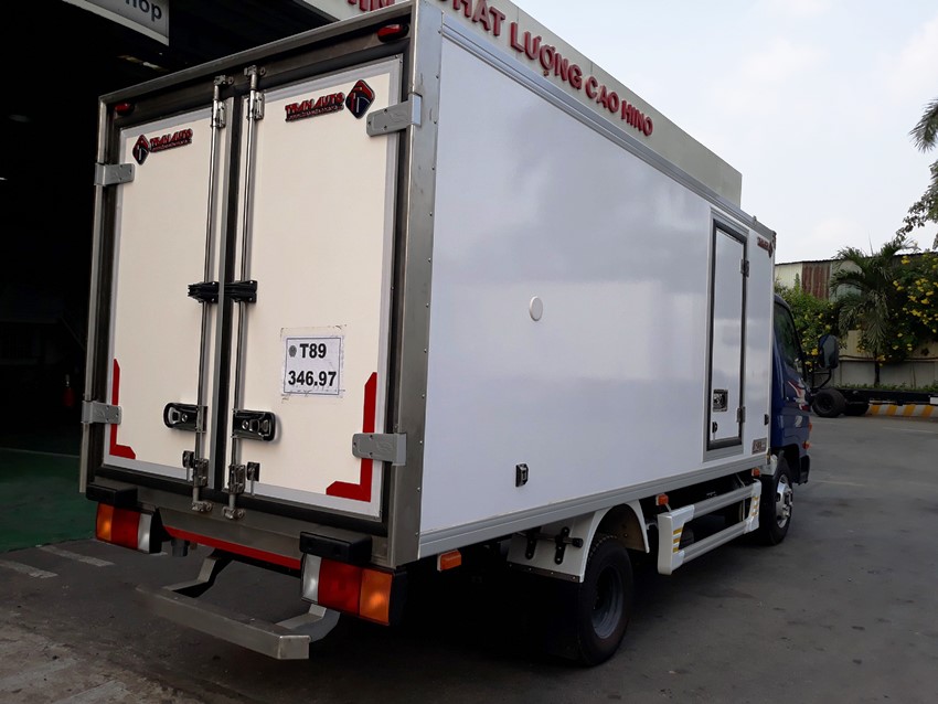 xe-tai-hyundai-thung-dong-lanh-n250sl-2-tan