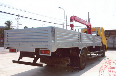 xe-tai-dongfeng-b170-gan-cau