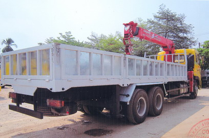 xe tai dongfeng c260 gan cau