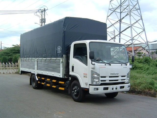 Xe tải isuzu 3t5 thùng mui bạt NPR85K