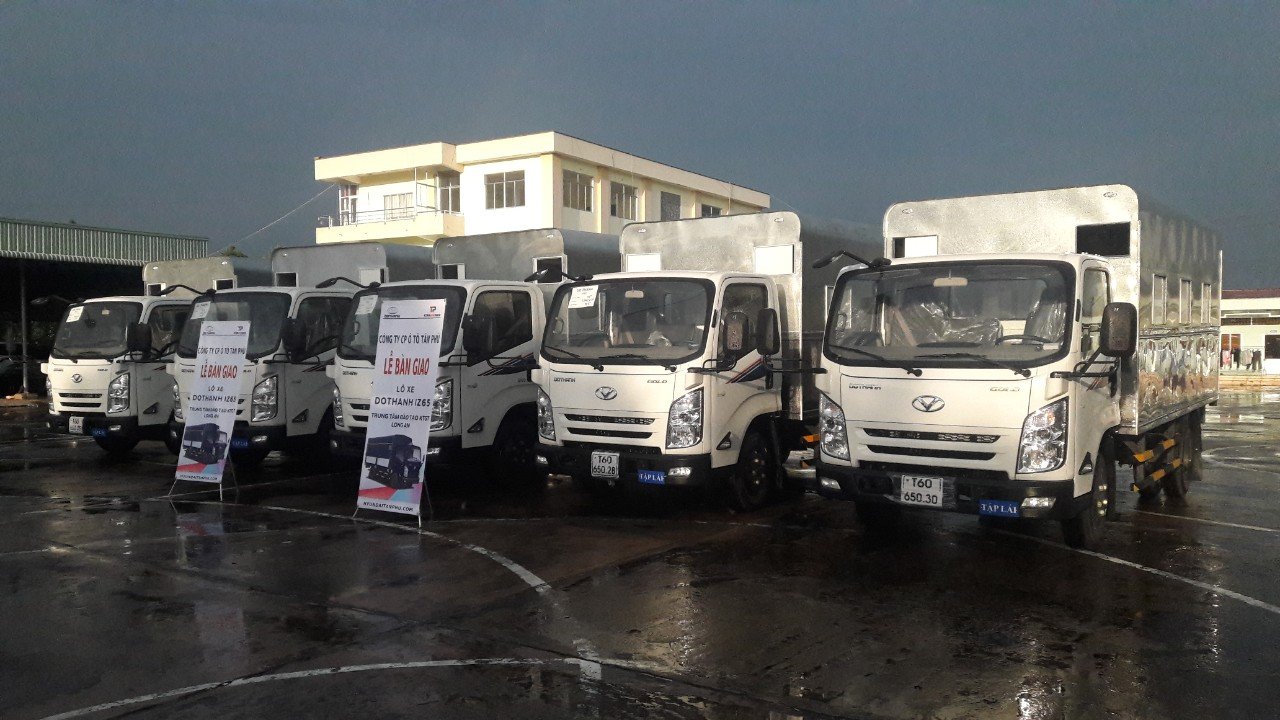 xe-tai-iz65-2t5-3t5-hyundai-9-1 xe tập lái đô thành iz65 gold thùng inox