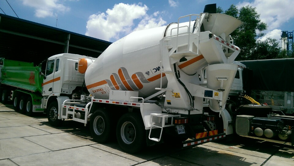 xe tron be tong C&C U340